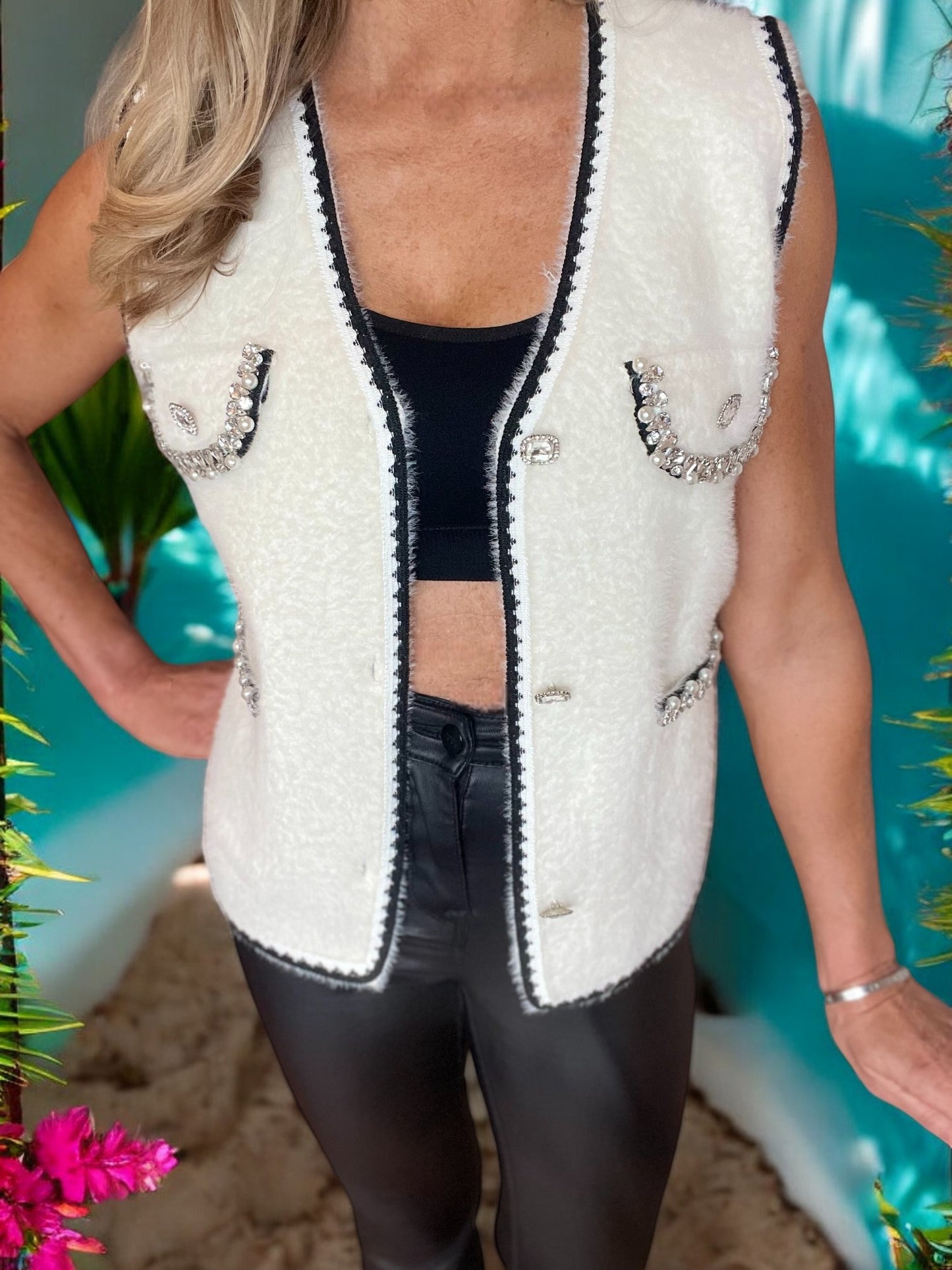 SLEEVELESS WAISTCOAT ADORNED WITH LUSTROUS PEARL AND DIAMANTE EMBELLISHMENT CASUAL COMFORTABLE